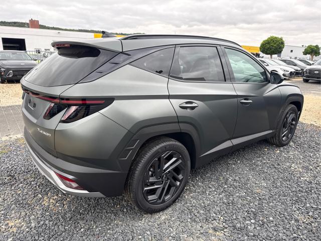 Hyundai / TUCSON / Grau /  /  / 
