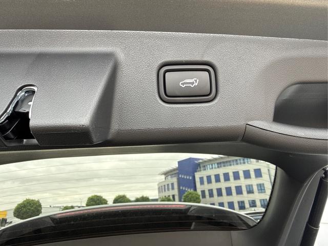 Hyundai / TUCSON / Grau /  /  / 