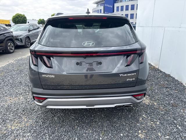Hyundai / TUCSON / Grau / / / 
