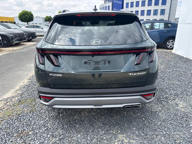 Hyundai / TUCSON / Grau / / / 