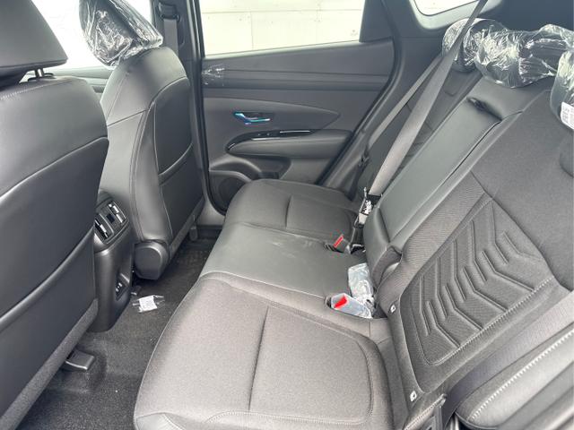 Hyundai / TUCSON / Grau /  /  / 