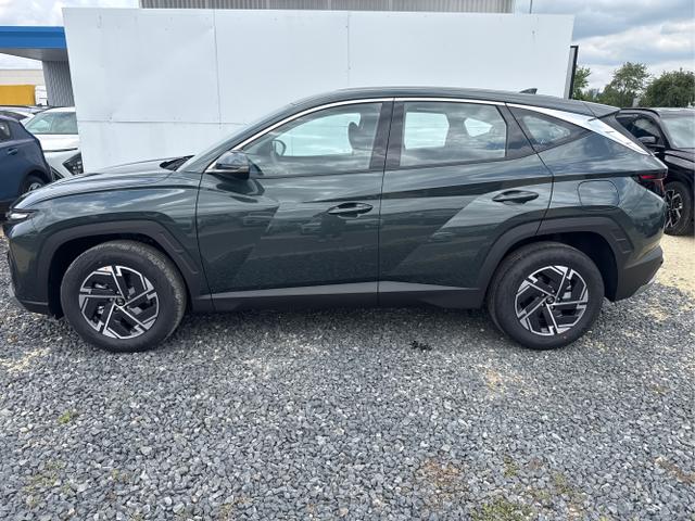 Hyundai / TUCSON / Grau / / / 