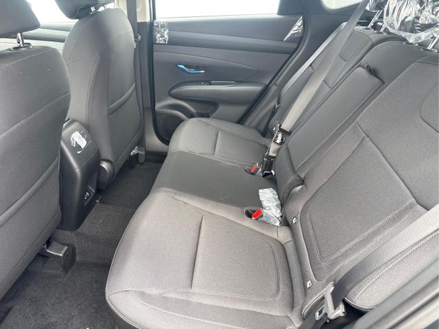 Hyundai / TUCSON / Grau /  /  / 