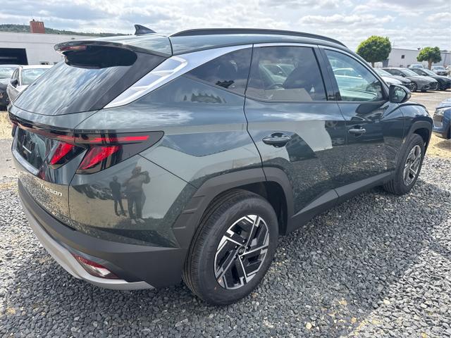 Hyundai / TUCSON / Grau / / / 