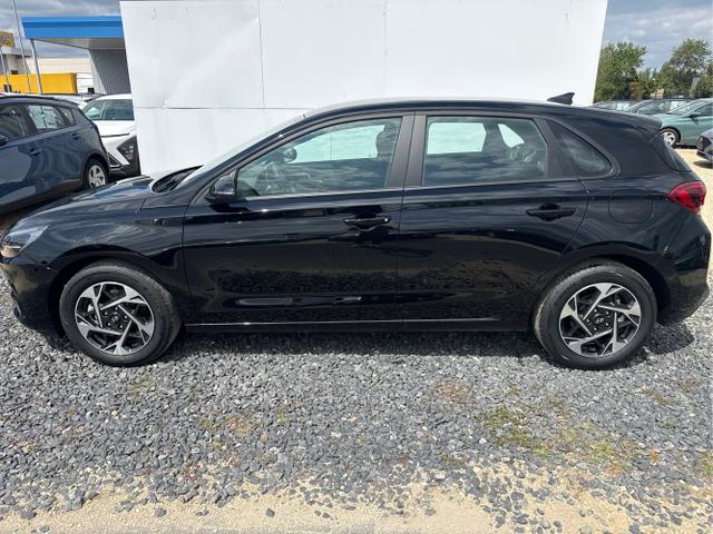 Hyundai / i30 / Grau / / / 