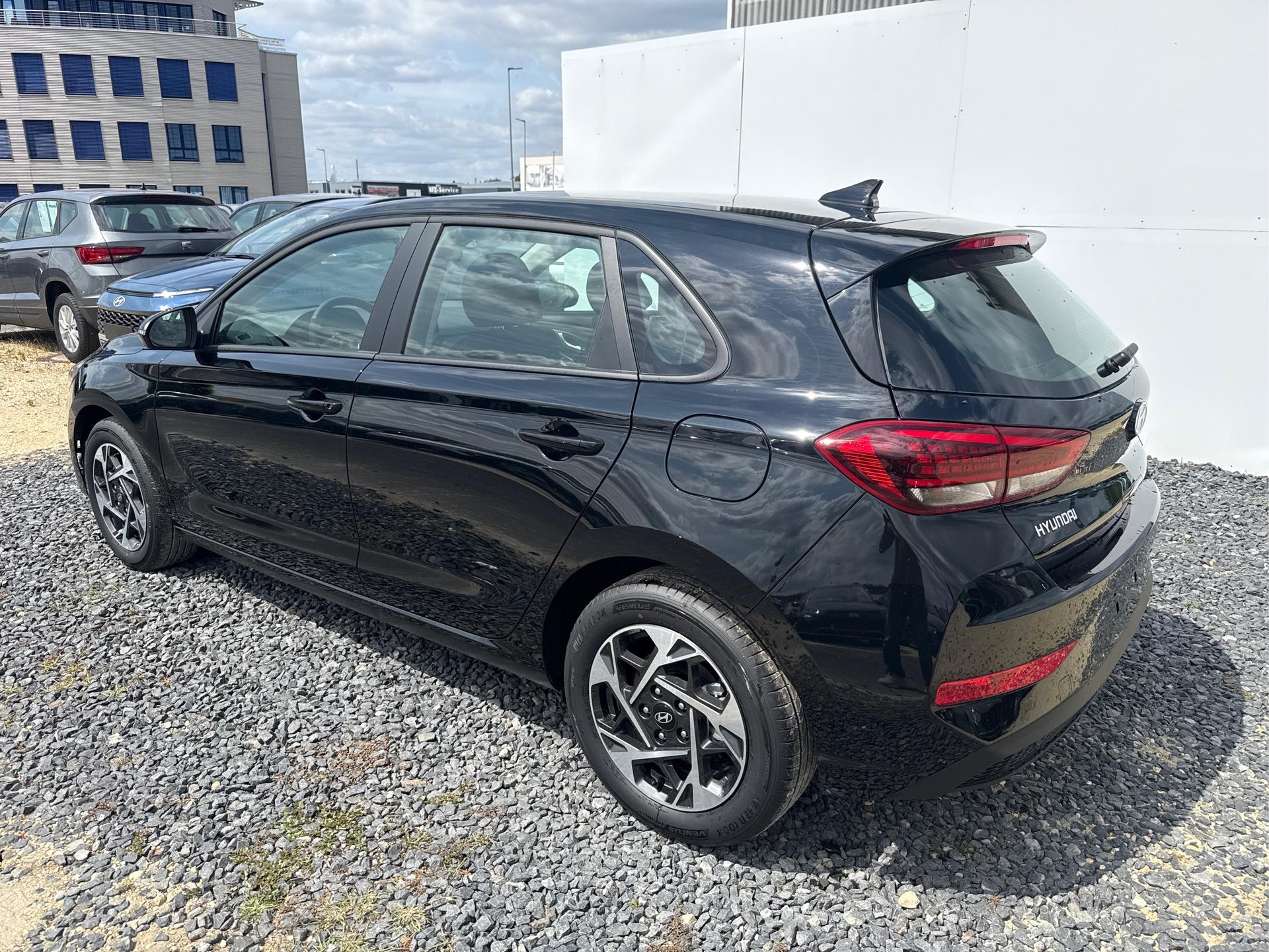 Hyundai / i30 / Grau /  /  / 