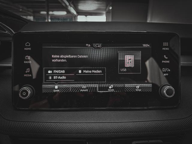 Skoda Fabia SELECTION DSG PDC v+h KLIMAAUTOMATIK 