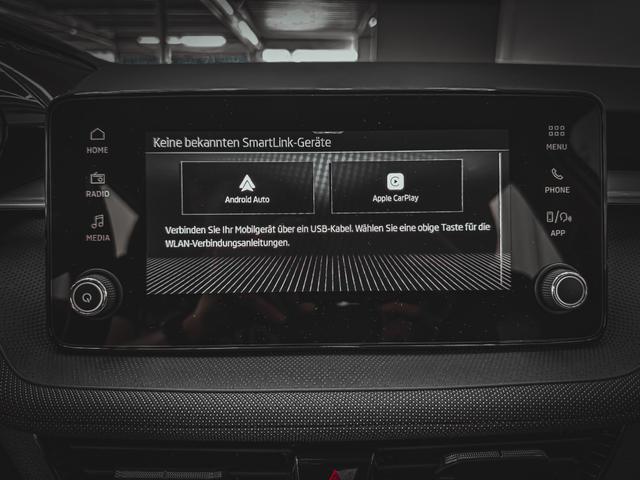 Skoda Fabia SELECTION DSG PDC v+h KLIMAAUTOMATIK 