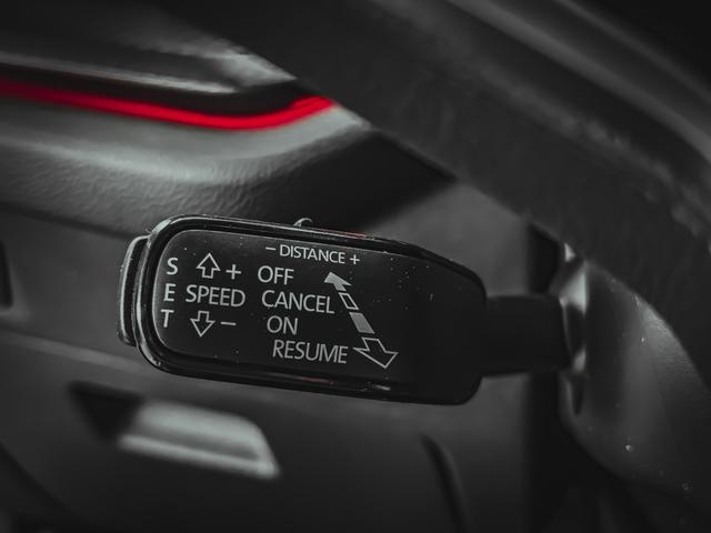 Skoda Octavia Combi SPORTLINE DSG AHK MATRIX 