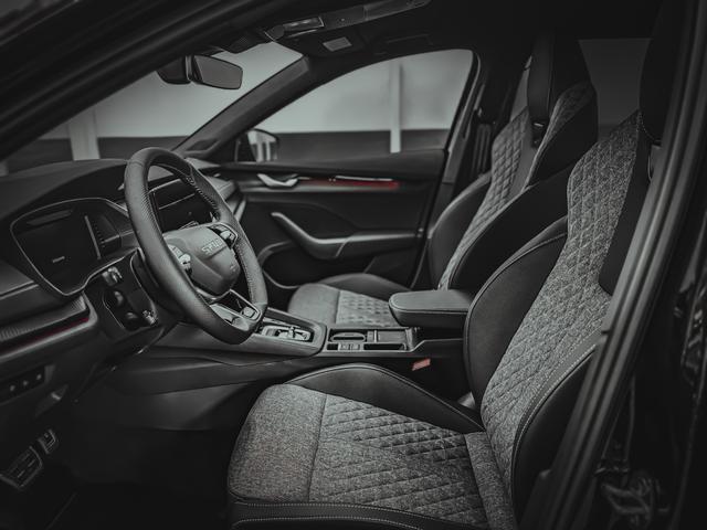 Skoda Octavia Combi SPORTLINE DSG AHK MATRIX 