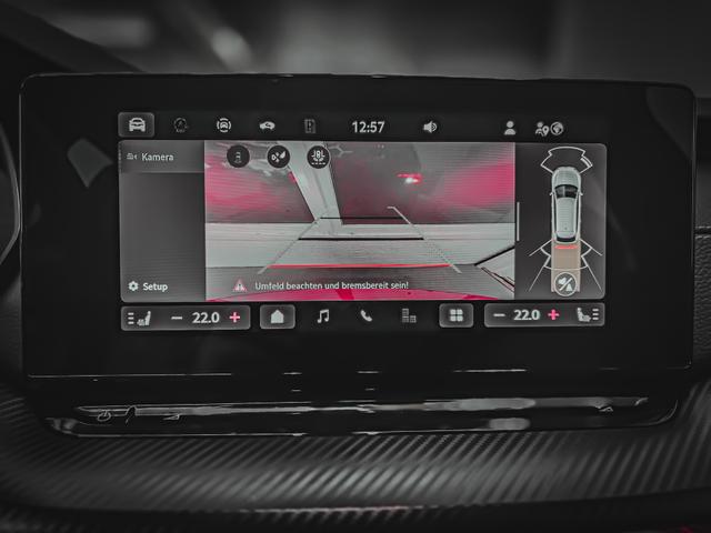 Skoda Octavia Combi SPORTLINE 1.5 eTSI DSG PANO AHK MATRIX ACC SHZ RFK 