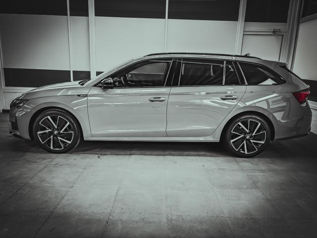 Skoda Octavia Combi SPORTLINE DSG AHK PANO CANTON 360 SHZ KEYLESS ACC 