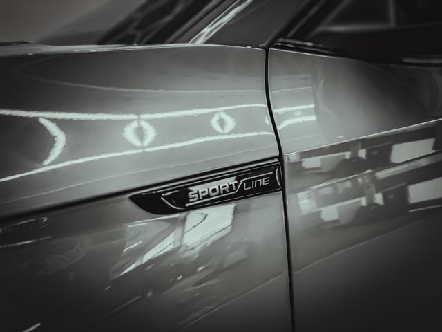 Skoda Octavia Combi SPORTLINE 1.5 eTSI DSG PANO CANTON 360 SHZ KEYLESS ACC 