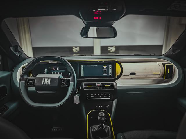 Fiat Panda La Prima SHZ NAVI RFK PDC KLIMAAUTOMATIK 