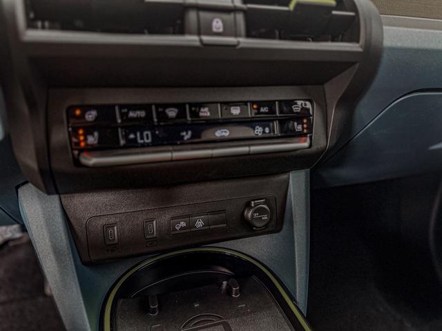 Fiat Panda La Prima AUT SHZ NAVI PDC v+h RFK 