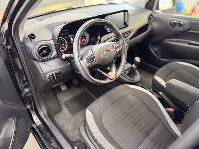 Hyundai i10 TREND SHZ KLIMAAUTOMATIK PDC 