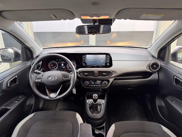Hyundai i10 TREND SHZ KLIMAAUTOMATIK PDC 