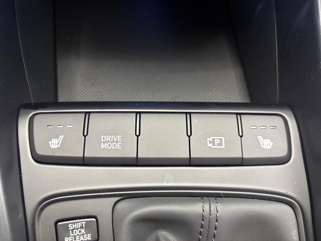 Hyundai i20 STYLE DCT BLACK PACK SHZ NAVI RFK ALU 