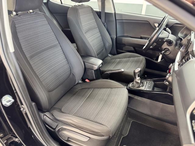 Kia Stonic VISION NAVI SHZ RFK PDC TEMPOMAT KLIMAAUTOMATIK 