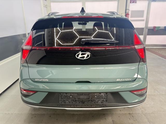 Hyundai BAYON STYLE DCT SHZ NAVI RFK Licht/Regensensor 17ALU KLIMAAUTOMATIK 