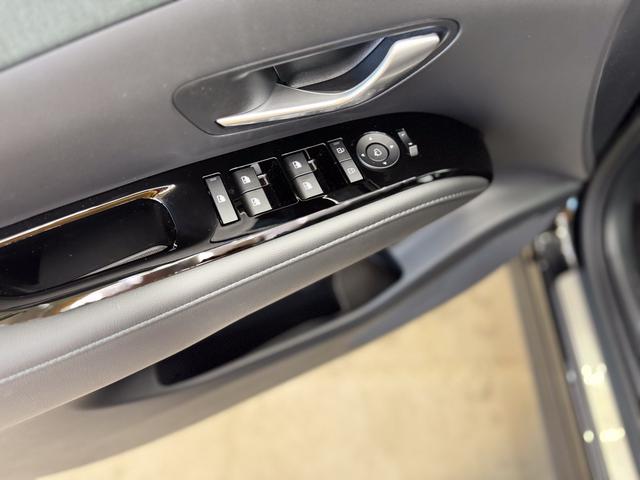 Hyundai TUCSON Premium HEV AUT 4WD ACC NAVI SHZ 