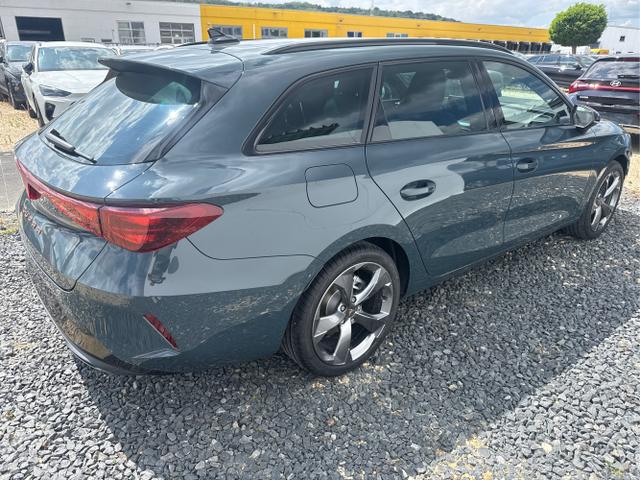 Cupra / Leon / Grau / / / 