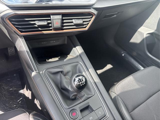 Cupra / Leon / Grau / / / 