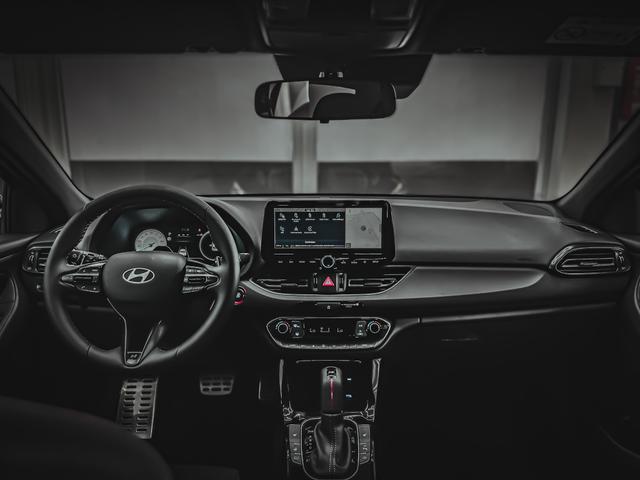 Hyundai i30 PREMIUM N-LINE DCT SMART KEY NAVI SHZ RFK 