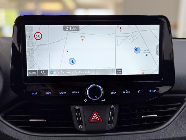 Hyundai i30 STYLE DCT ALU SHZ NAVI RFK PDC 