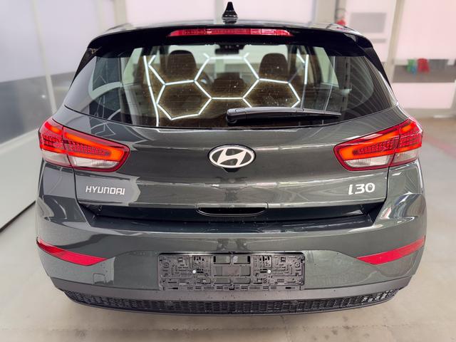 Hyundai i30 STYLE DCT ALU SHZ NAVI RFK PDC 
