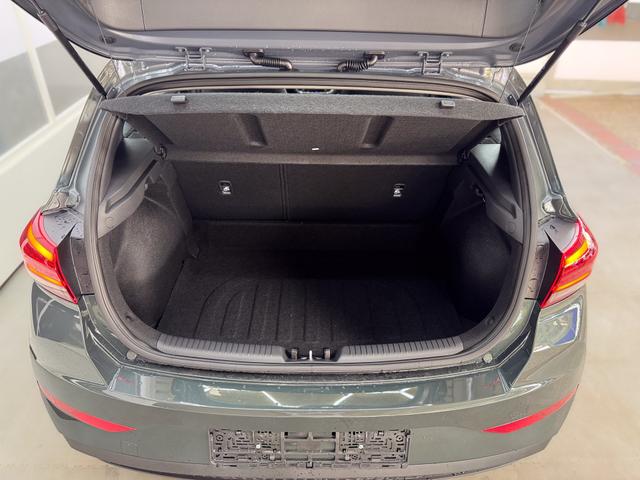 Hyundai i30 STYLE DCT ALU SHZ NAVI RFK PDC 