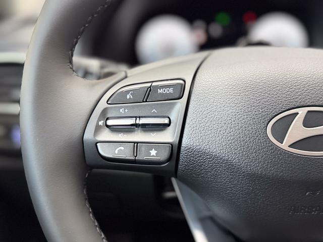 Hyundai i30 STYLE DCT ALU SHZ NAVI RFK PDC 
