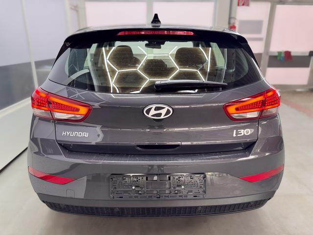Hyundai i30 STYLE DCT ALU SHZ NAVI RFK PDC 