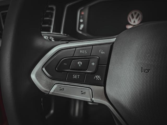 Volkswagen Taigo R-LINE DSG BLACK PACK MATRIX ACC SHZ 