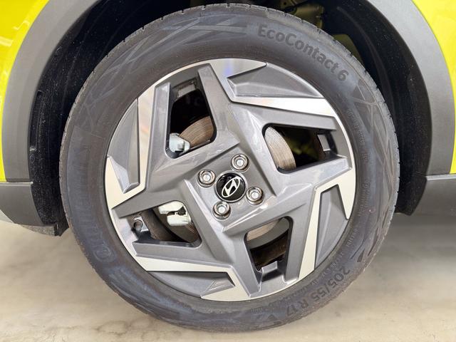 Hyundai BAYON PREMIUM DCT ACC SmartSense PLUS NAVI SHZ RFK PDC KLIMAAUTOMATIK 