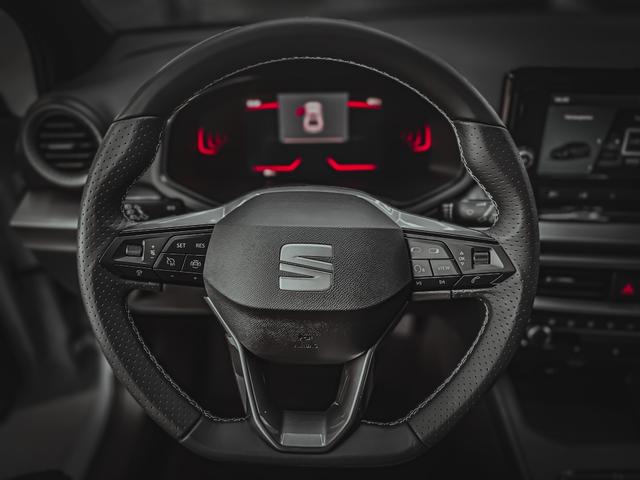 Seat Ibiza FR ACC SHZ RFK PDC 