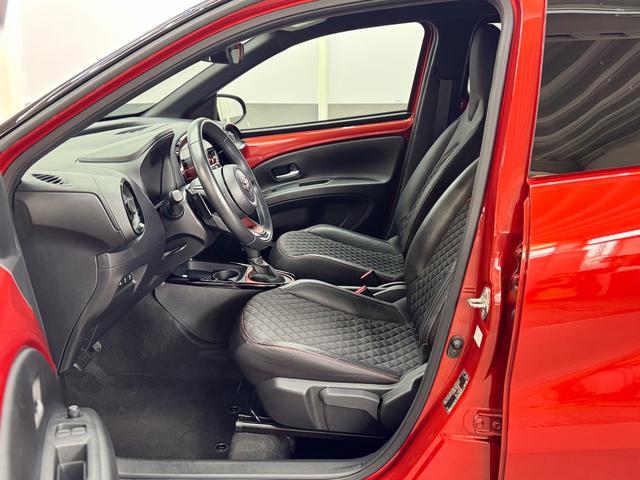 Toyota Aygo X EXPLORE CVT LED ACC SHZ RFK KEYLESS 