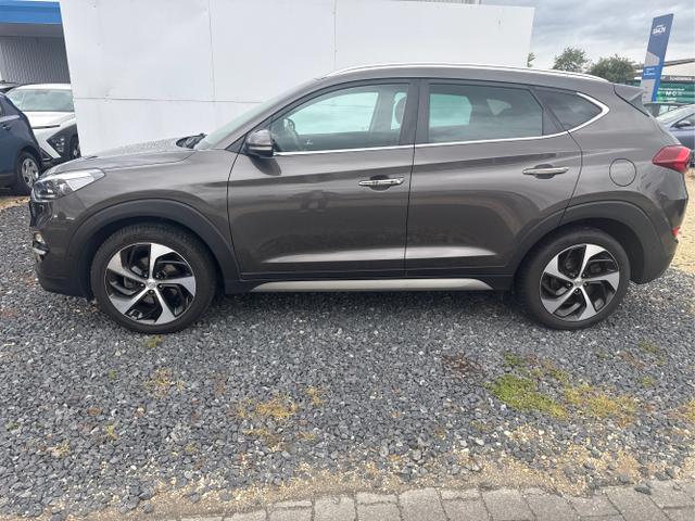 Hyundai / TUCSON / Grau /  /  / 