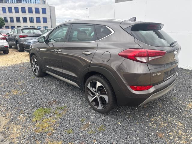 Hyundai / TUCSON / Grau /  /  / 