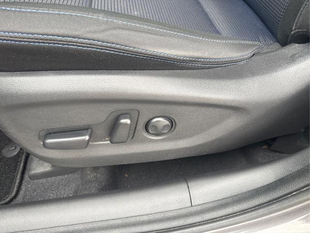 Hyundai / TUCSON / Grau /  /  / 