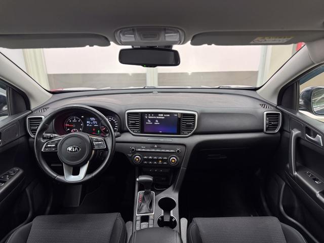 Kia Sportage VISION 4WD DCT SHZ SH NAVI RFK PDC 
