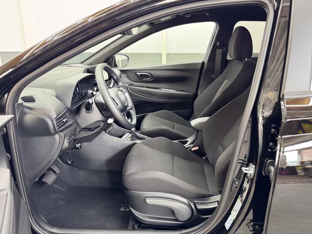 Hyundai i20 STYLE DCT BLACK LINE NAVI WP RFK PDC KLIMAAUTOMATIK ALU 