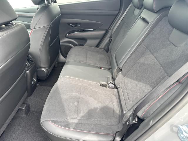 Hyundai / TUCSON / Grau / / / 