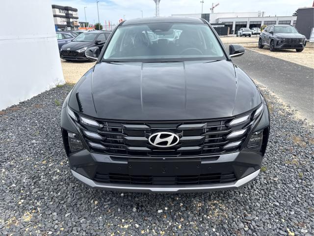 Hyundai / TUCSON / Grau / / / 