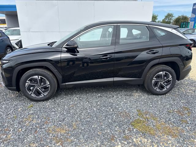 Hyundai / TUCSON / Grau / / / 