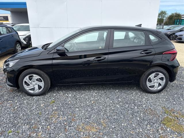 Hyundai / i20 / Grau / / / 