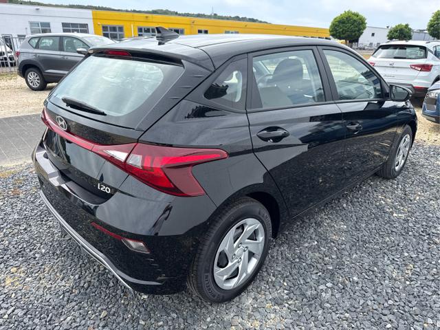 Hyundai / i20 / Grau / / / 