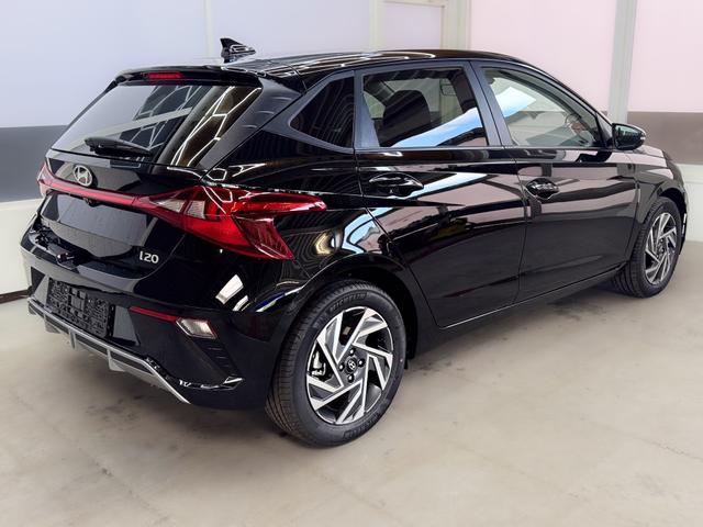 Hyundai i20 COMFORT DCT NAVI WP RFK PDC 