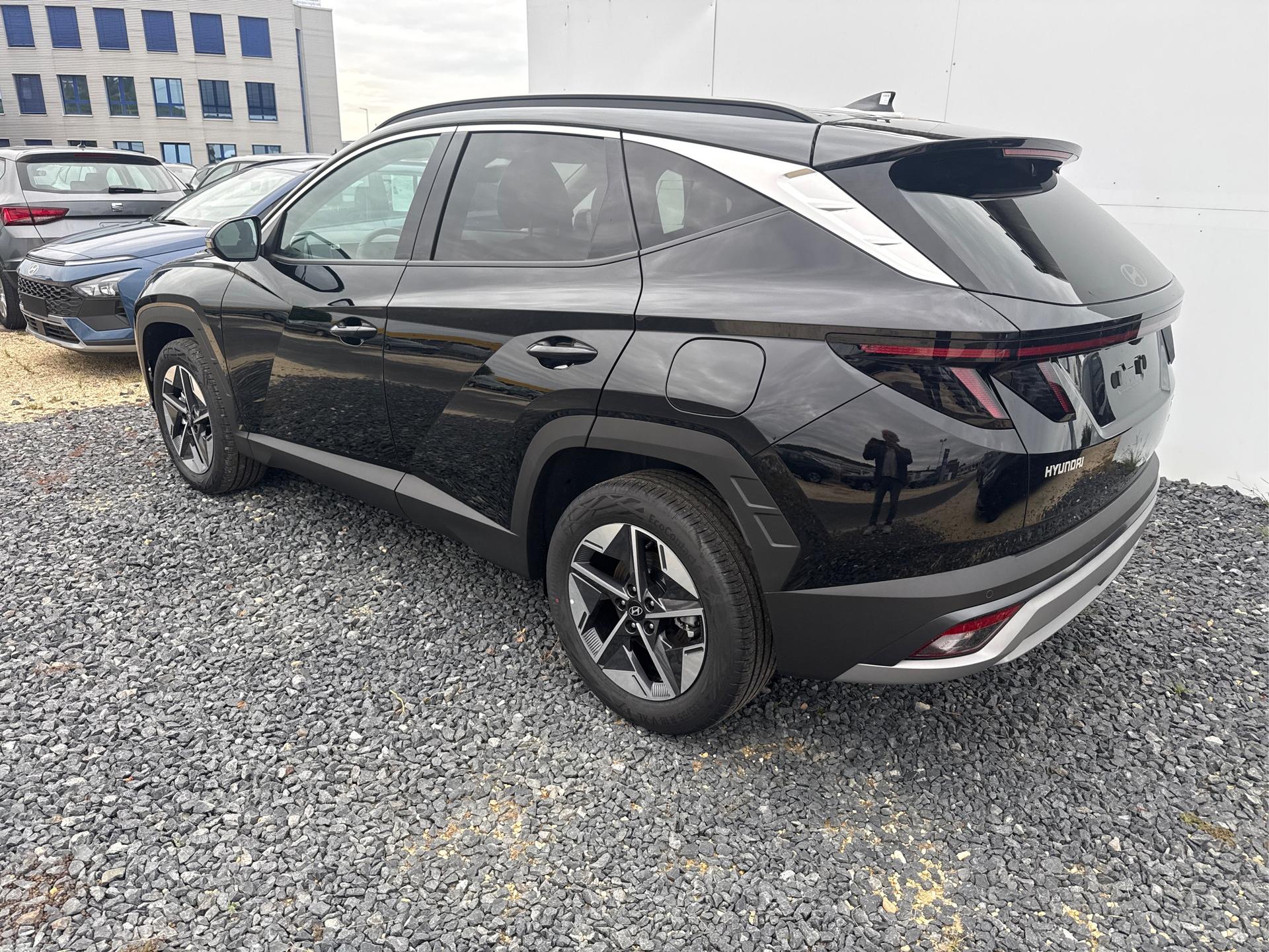 Hyundai / TUCSON / Grau /  /  / 