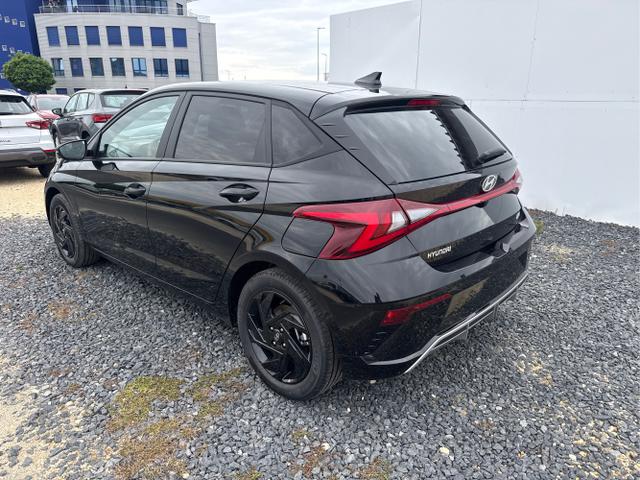 Hyundai / i20 / Grau / / / 